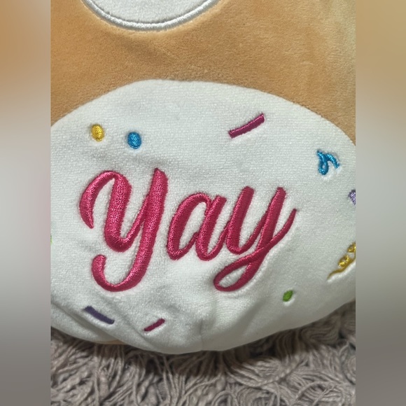 NWT Angie the Shiba Inu Dog with "Yay" 10" Squishmallows - Picture 6 of 6